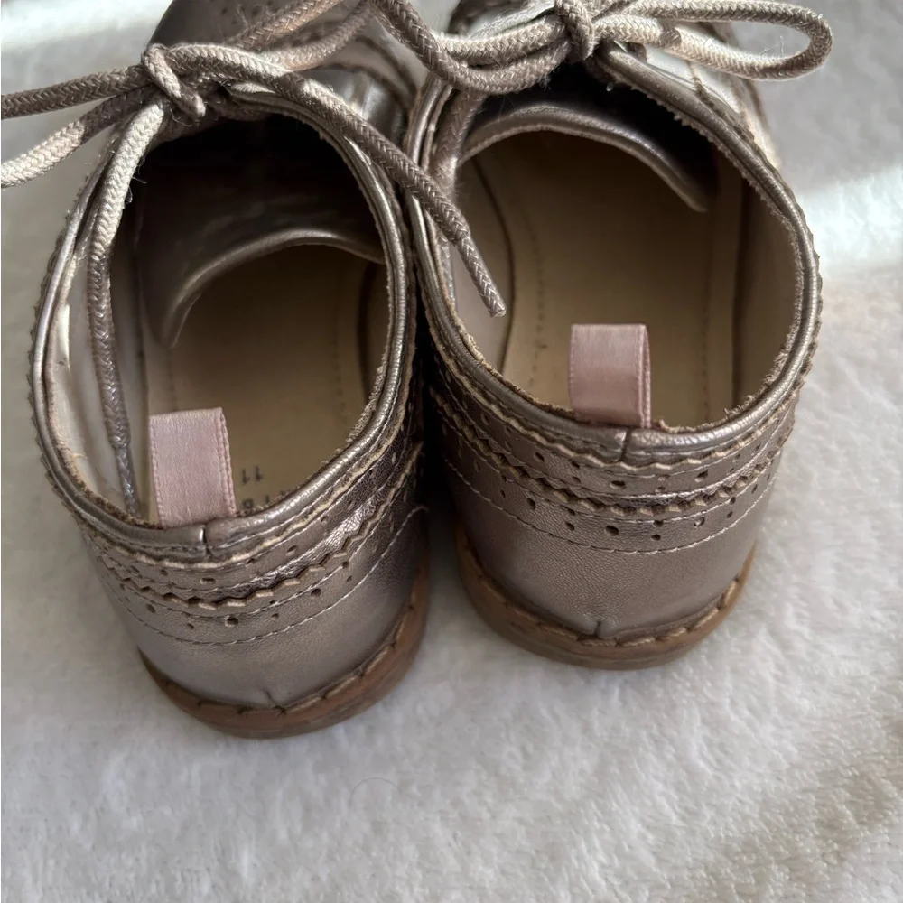 GAP Kids Metallic Lace-Up Brogues Silver Dress Shoes | 11K